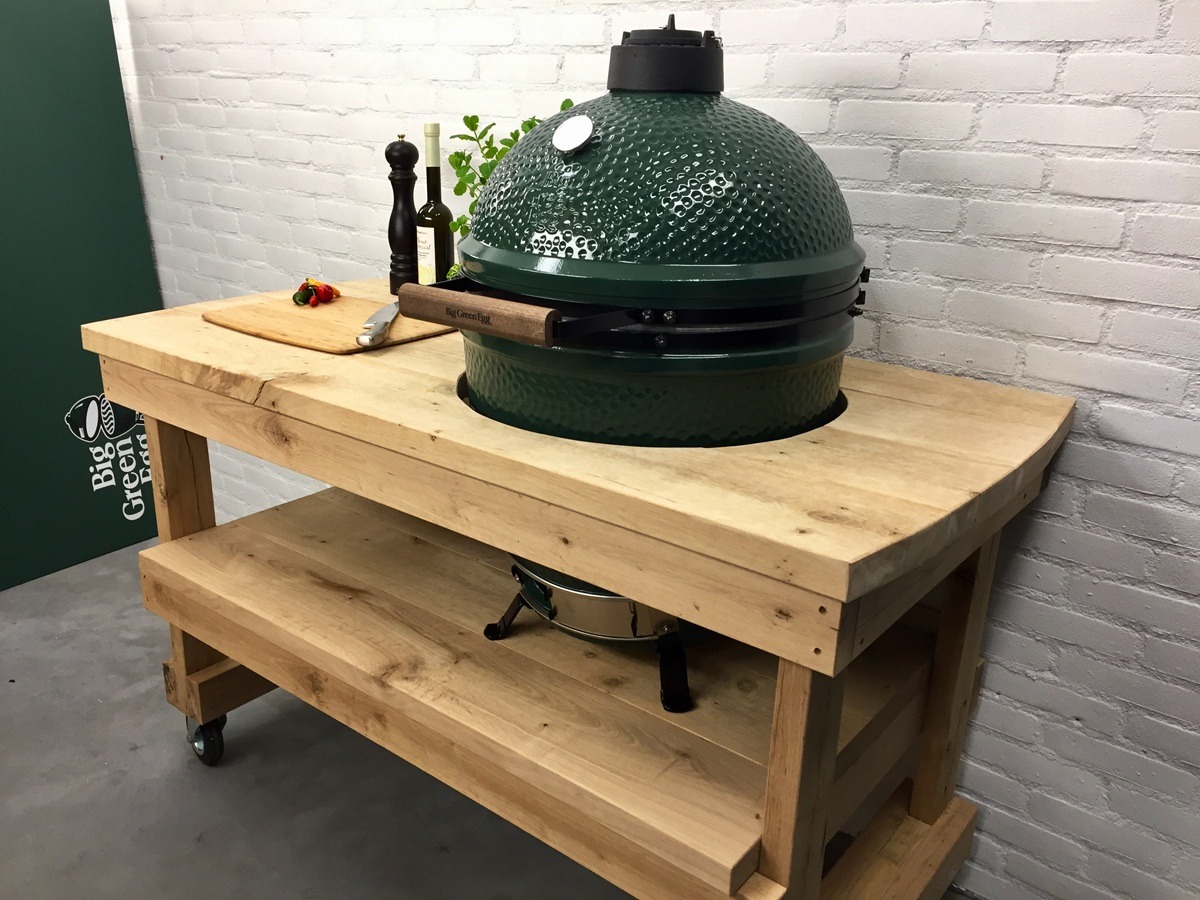 Eiken tafel voor Big Green Egg BBQ Experience Center BBQ Experience