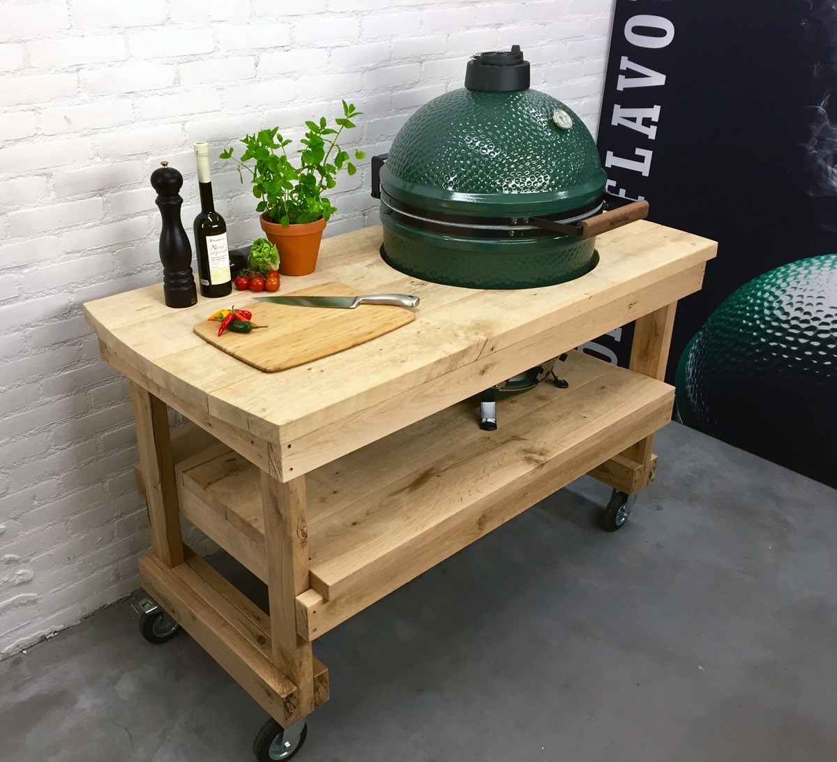 Eiken tafel voor Big Green Egg BBQ Experience Center BBQ Experience